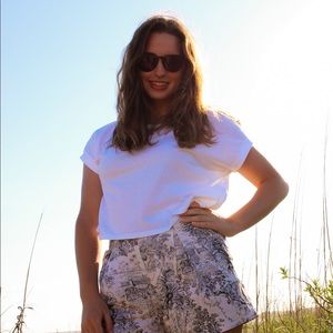 Meet your Posher, Sky